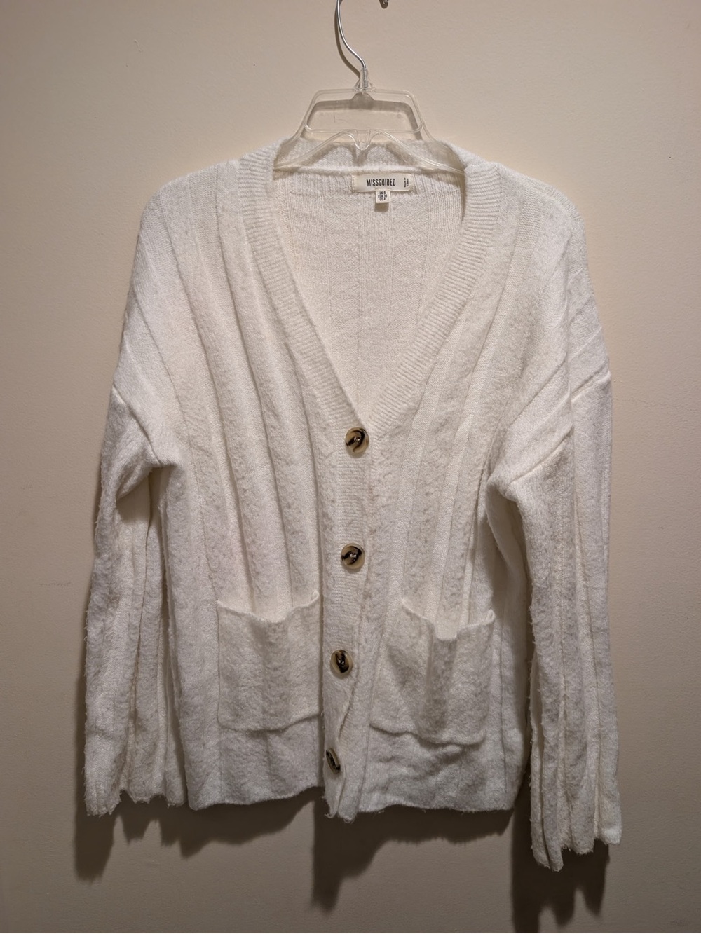 Missguided + Cream Button Front V-Neck Cardigan